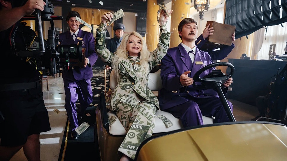 Скандалы вокруг денег звезд: гонорары, контракты и «слишком большие суммы»